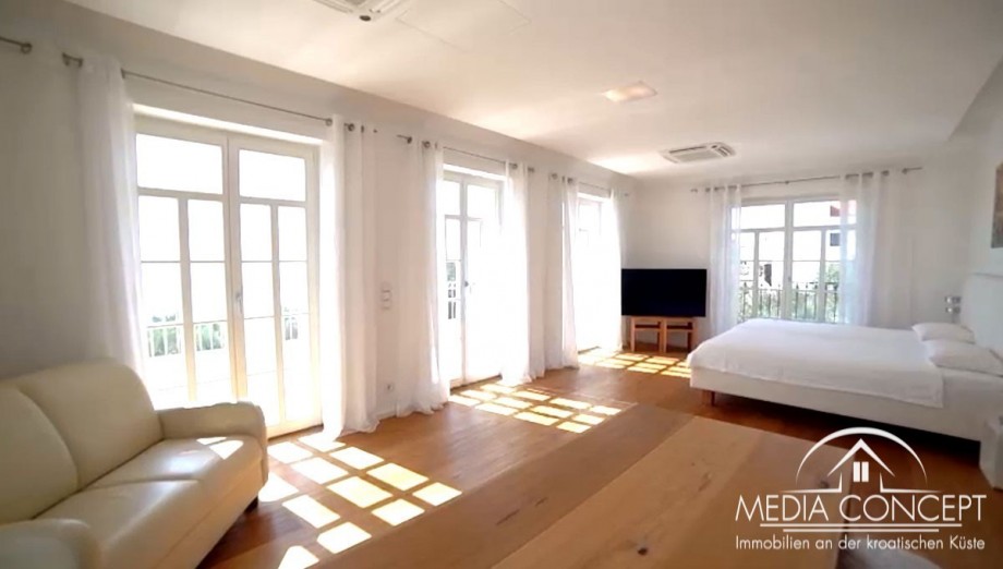 Moderne Villa in Zadar, erste Reihe zum Meer, Zadar, Foto 14