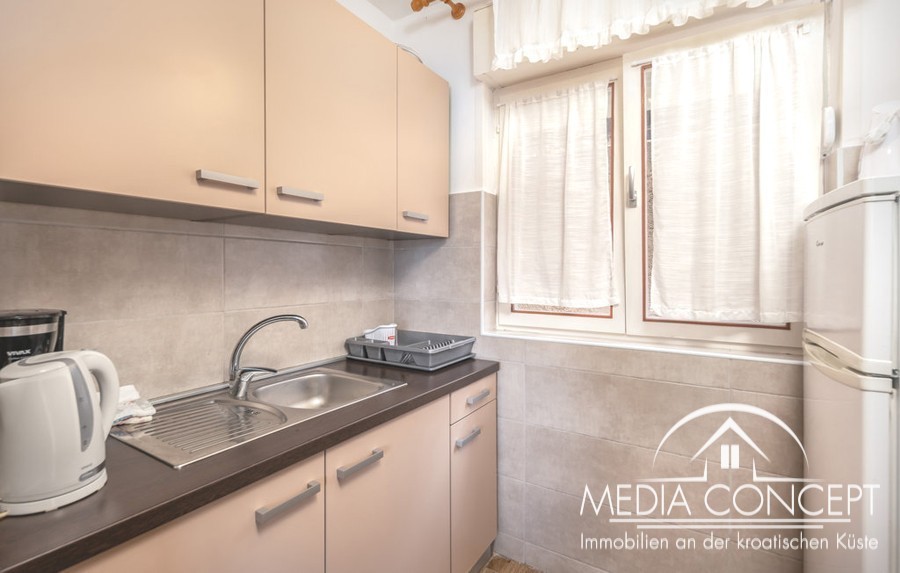 Familienhaus mit 2 Wohnungen - 1. Reihe am Meer, Baric Draga, Foto 25