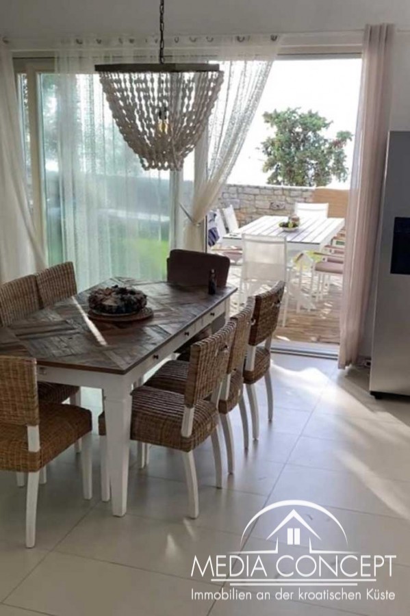 Villa mit Pool in der ersten Reihe zum Meer, Zadar, Foto 3