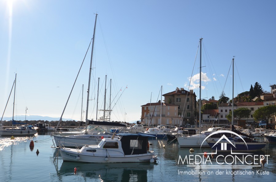 Eine Villa in Traumlage mit Blick auf den Hafen und die gesamte Bucht, Opatija, Foto 21