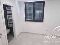 Moderne Wohnung im Erdgeschoß erste Reihe am Meer 21