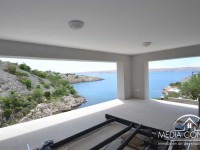 Villa in der erste Reihe am Meer mit eigenem Bootssteg 5
