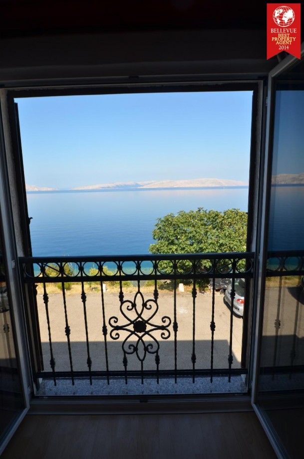 Erste Meereslinie – Freistehendes Haus mit vier Ferienwohnungen und hervorragendem Investitionspotenzial, Crikvenica, Foto 8