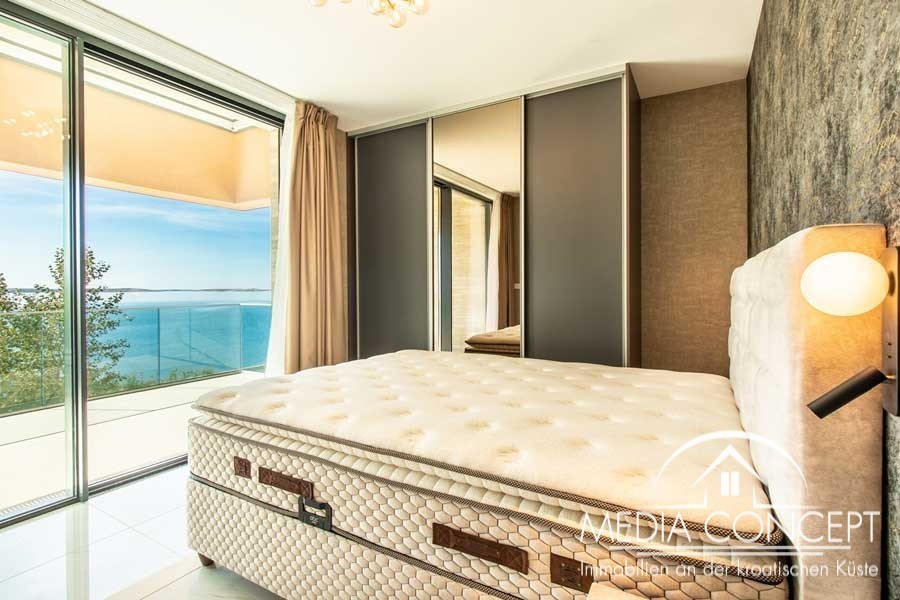 Traumhafte Familienvilla in der 1. Reihe zum Meer, Zadar, Foto 25