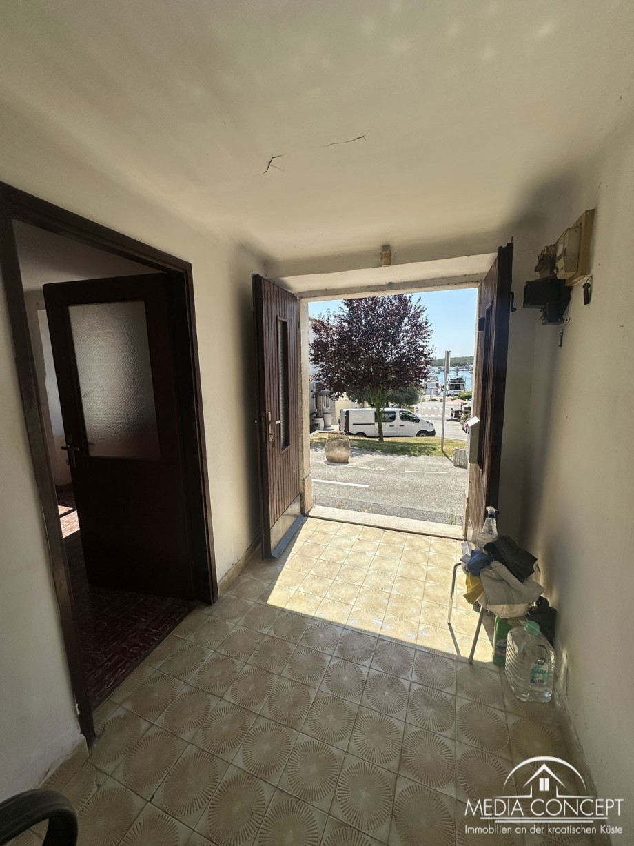 Authentisches Reihenhaus in exklusiver Lage direkt an der Uferpromenade mit traumhaftem Panoramablick auf das Meer, Poreč, Foto 12