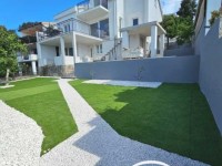 Villa mit drei Appartement in der 1. Reihe zum Meer 28