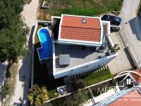 Villa mit Pool in der ersten Reihe zum Meer 14
