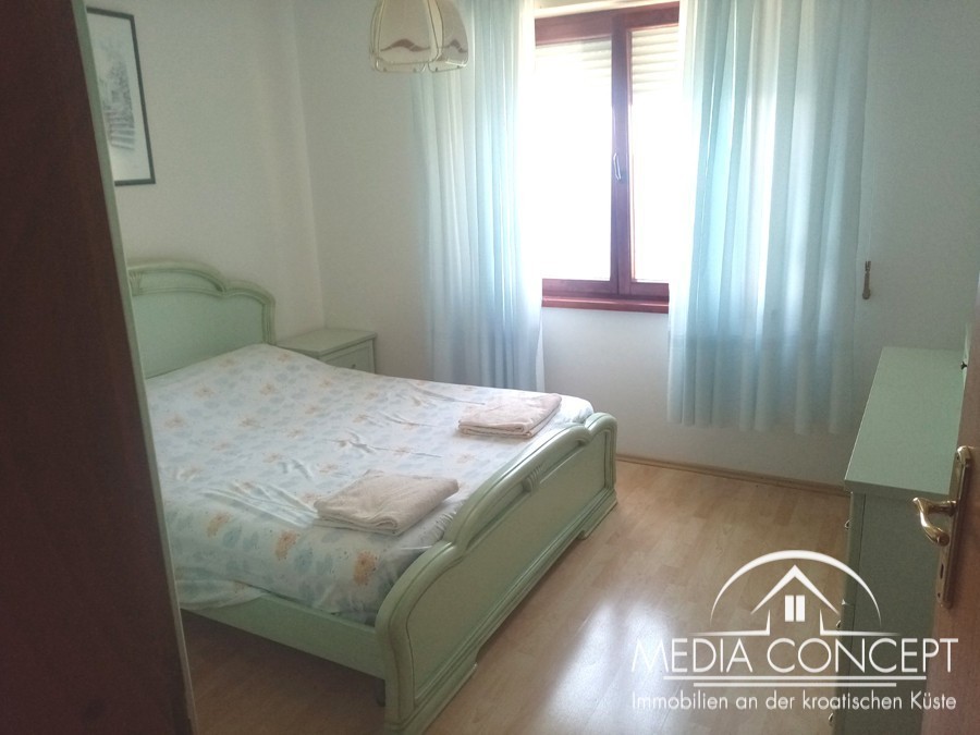 Familienhaus mit 2 Wohnungen - 1. Reihe am Meer, Baric Draga, Foto 16