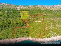 (Großes Grundstück für Bau von 21 Häuser erste Reihe am Meer)