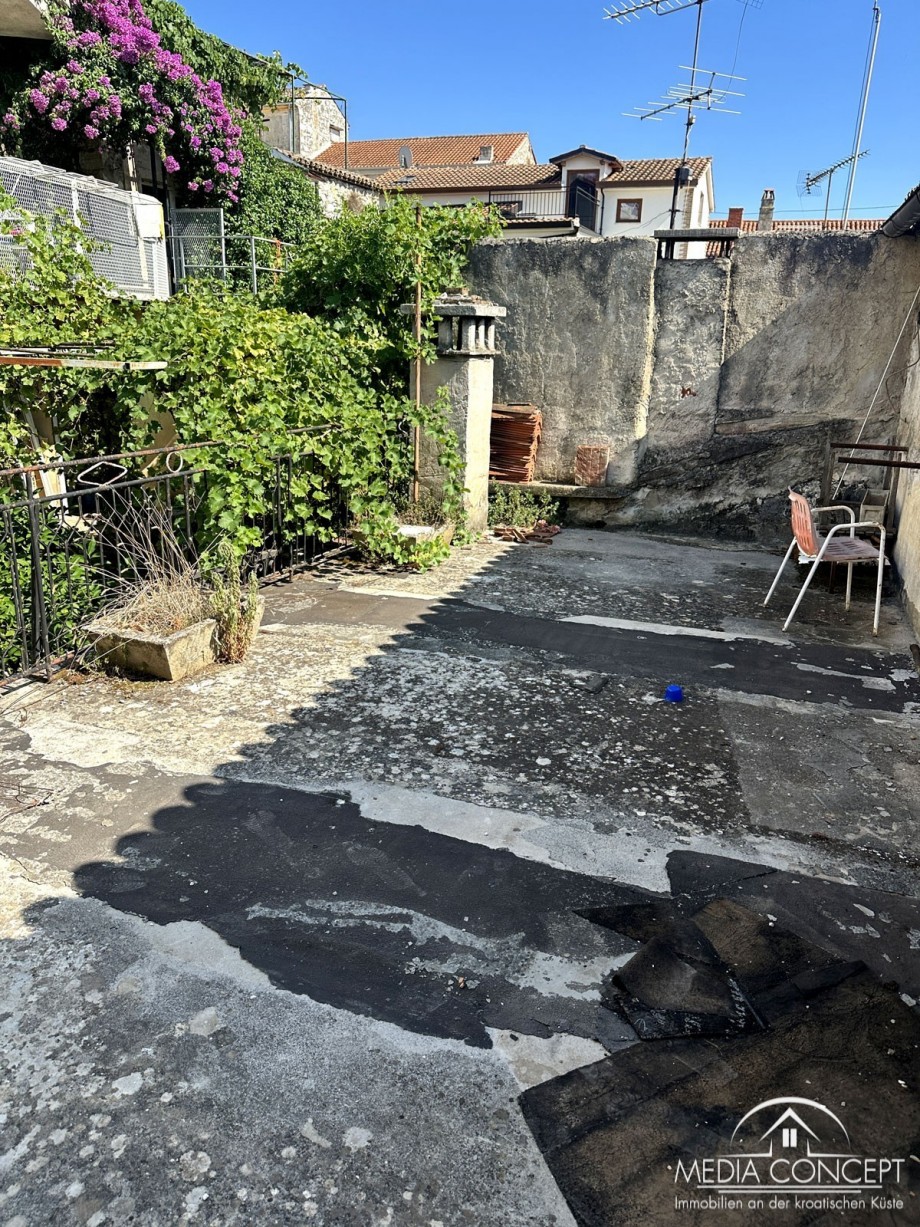 Authentisches Reihenhaus in exklusiver Lage direkt an der Uferpromenade mit traumhaftem Panoramablick auf das Meer, Poreč, Foto 9