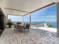 Traumhafte Familienvilla in der 1. Reihe zum Meer 4