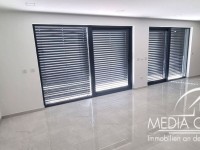 Moderne Wohnung im Erdgeschoß erste Reihe am Meer 23