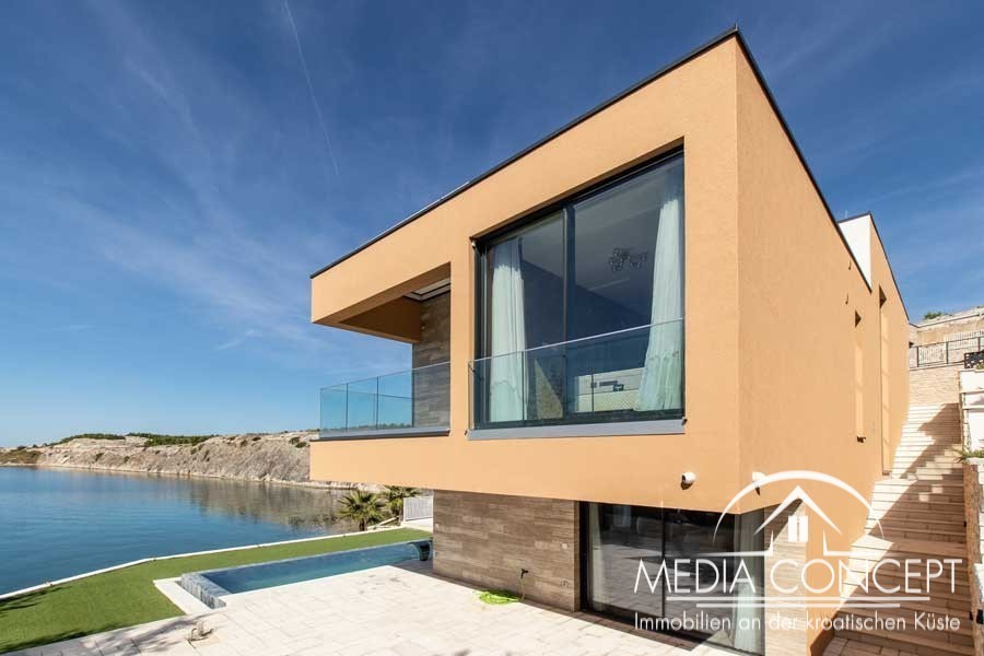 Traumhafte Familienvilla in der 1. Reihe zum Meer, Zadar, Foto 35