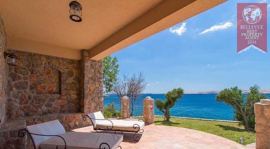 Mediterrane Villa direkt am Meer, Nähe Karlobag, Foto 1