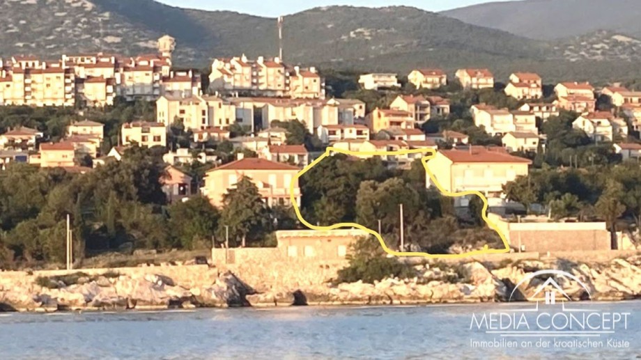Bauland in erster Reihe zum Meer und zur Promenade, Crikvenica, Foto 1