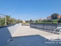 Moderne Wohnung im Erdgeschoß erste Reihe am Meer 15