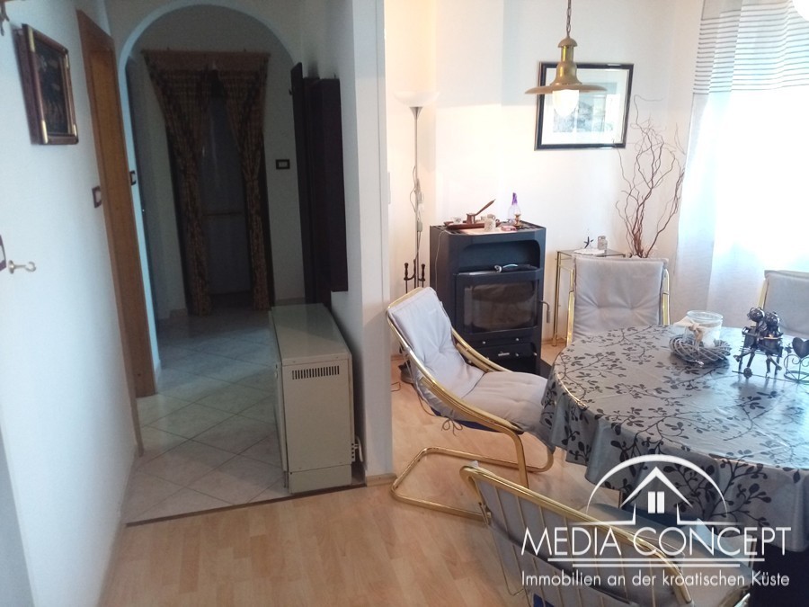 Familienhaus mit 2 Wohnungen - 1. Reihe am Meer, Baric Draga, Foto 20