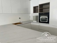 Villa mit drei Appartement in der 1. Reihe zum Meer 21