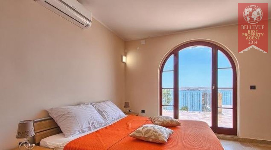 Mediterrane Villa direkt am Meer, Nähe Karlobag, Foto 11