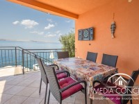 Familienhaus mit 2 Wohnungen - 1. Reihe am Meer 13