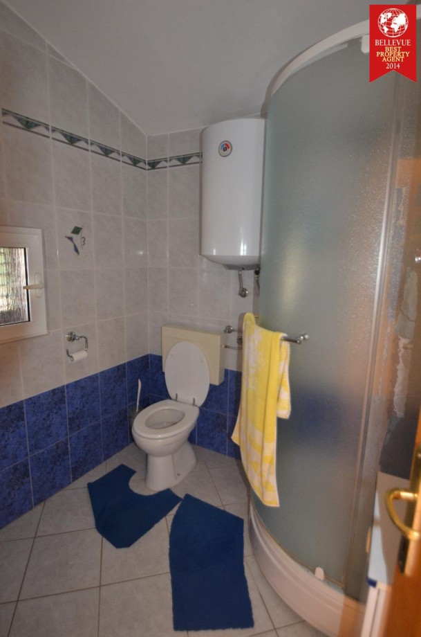 Erste Meereslinie – Freistehendes Haus mit vier Ferienwohnungen und hervorragendem Investitionspotenzial, Crikvenica, Foto 13