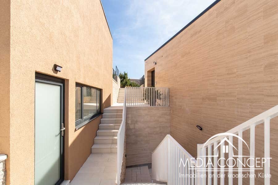 Traumhafte Familienvilla in der 1. Reihe zum Meer, Zadar, Foto 34