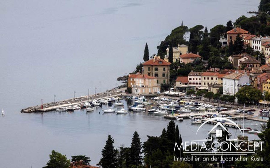 Eine Villa in Traumlage mit Blick auf den Hafen und die gesamte Bucht, Opatija, Foto 25