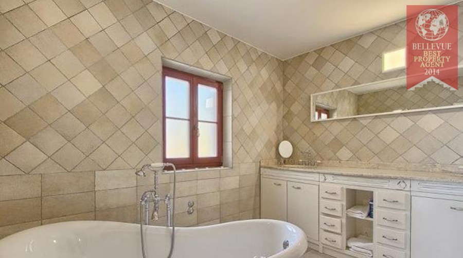 Mediterrane Villa direkt am Meer, Nähe Karlobag, Foto 9