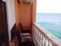 Familienhaus mit 2 Wohnungen - 1. Reihe am Meer 30