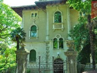 Repräsentative Villa aus Jahrhundertwende in der ersten Reihe zum Meer 6