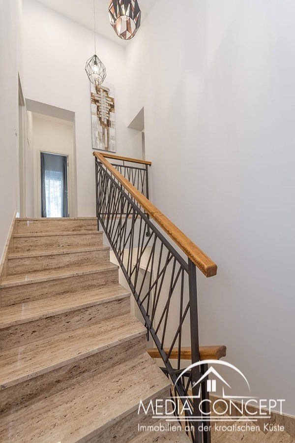 Villa in erste Reihe zum Meer, Zadar, Foto 14