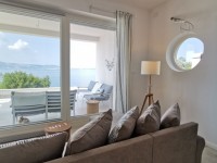 Traumlage! - Ausgezeichnetes Einfamilienhaus in der 1. Reihe zum Meer 4