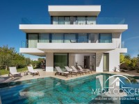 moderne Luxusvilla 2
