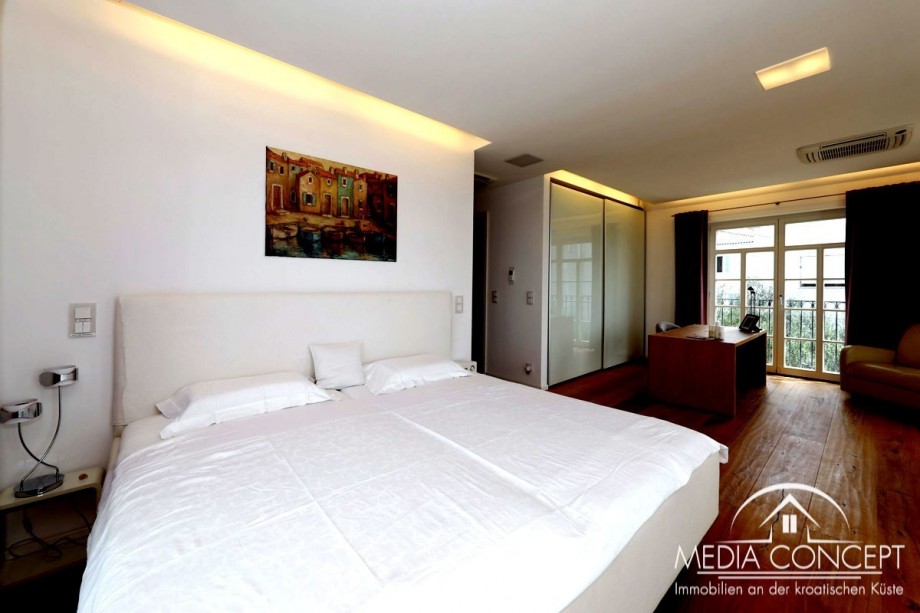 Moderne Villa in Zadar, erste Reihe zum Meer, Zadar, Foto 29